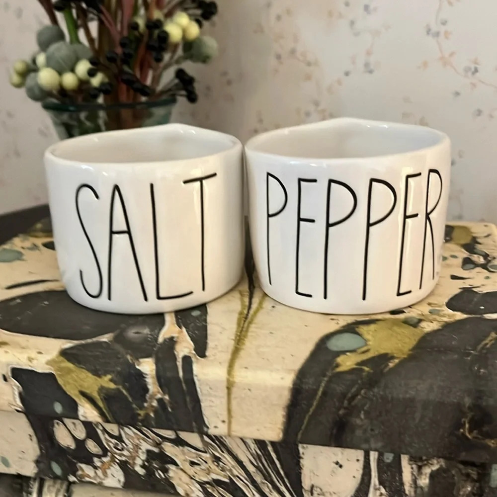 New Rae Dunn - Salt & Pepper Cellars - Picture 2 of 4